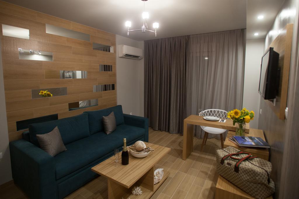 Pallas Luxury Apartments アムリアニ エクステリア 写真