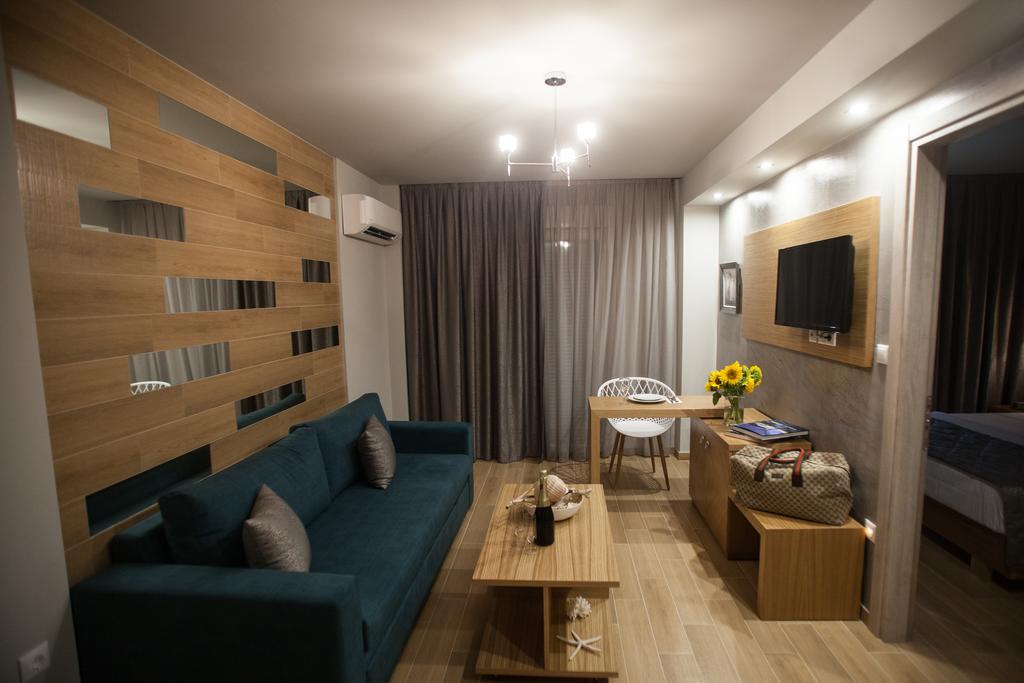 Pallas Luxury Apartments アムリアニ エクステリア 写真