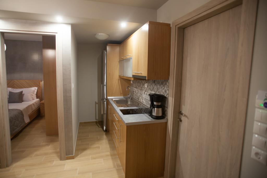 Pallas Luxury Apartments アムリアニ エクステリア 写真