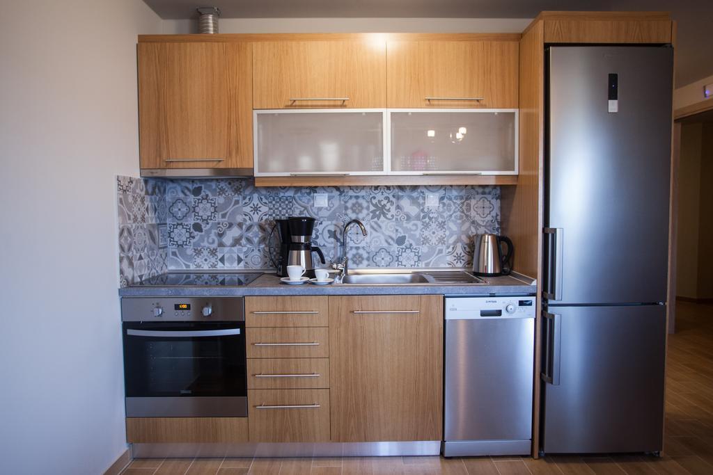 Pallas Luxury Apartments アムリアニ エクステリア 写真